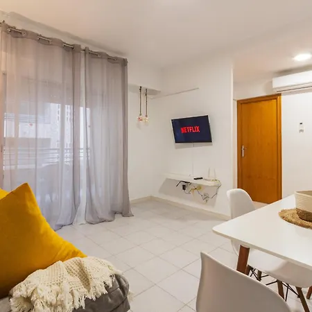 Apartment Menabrea House Santa Pola